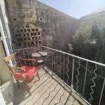 La Maison De Thomas * Arpaillargues-et-Aureillac